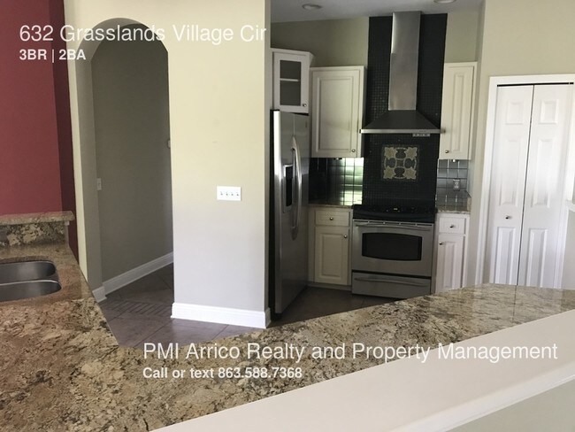 Building Photo - 632 Grasslands Village Cir