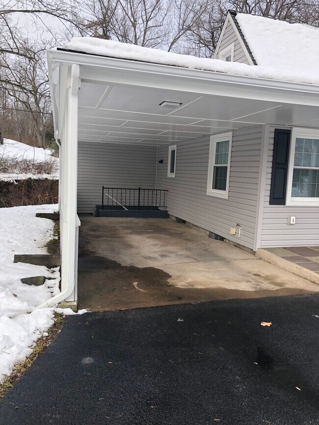 5404 Oak Ave, Altoona, PA 16601 House Rental in Altoona, PA