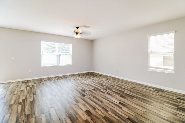 Foto del edificio - 14489 Finsbury Dr