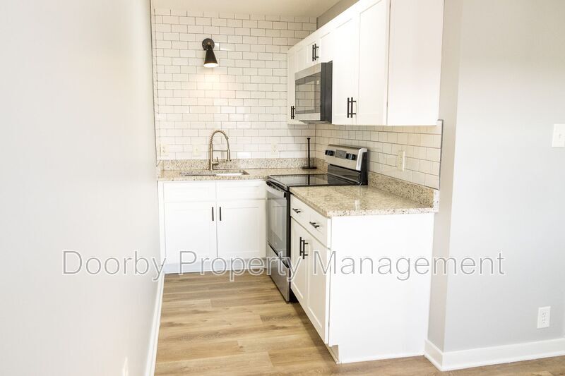 Foto principal - 655 4th St NE