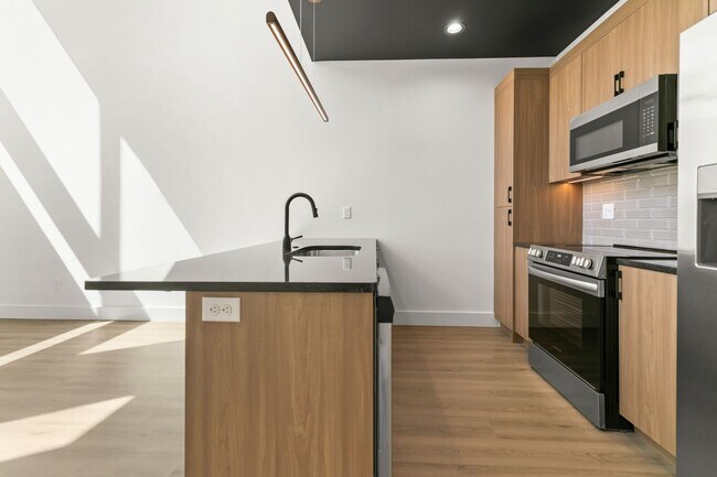 Foto del edificio - 410 E 16th St