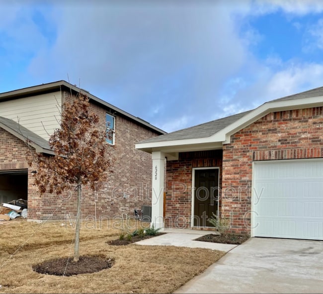 Foto del edificio - 6228 Old Bridge Way