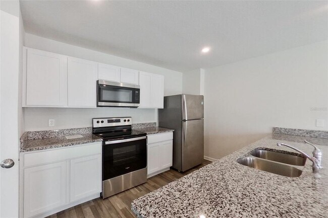 Foto del edificio - 1730 Nebraska Loop