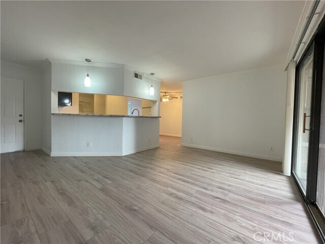 Foto del edificio - 10655 Lemon Ave