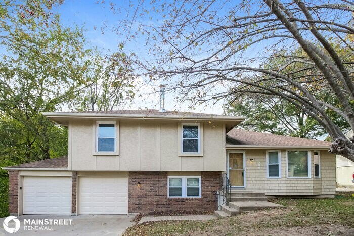 Primary Photo - 306 Speck Ave