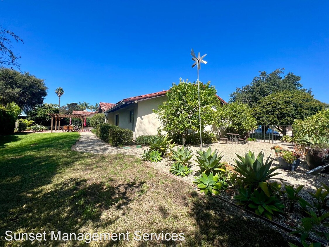 Primary Photo - 3 br, 2.5 bath House - 228 Constance Lane