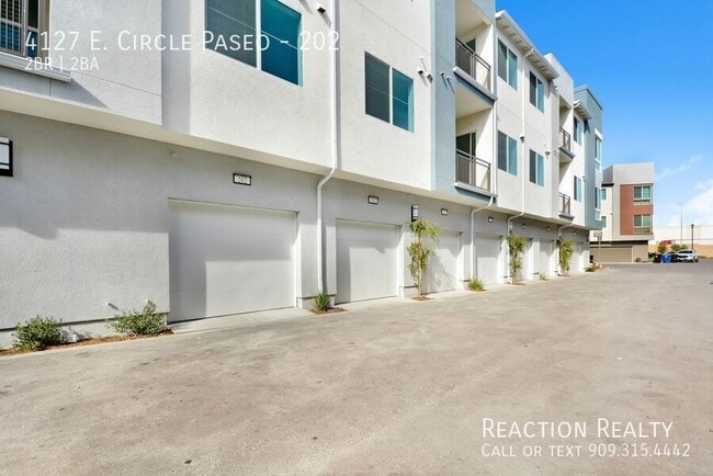 Building Photo - 4127 E Cir Paseo