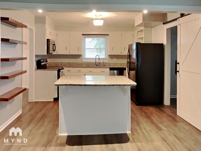 Foto del edificio - 6117 Mill Grove Rd