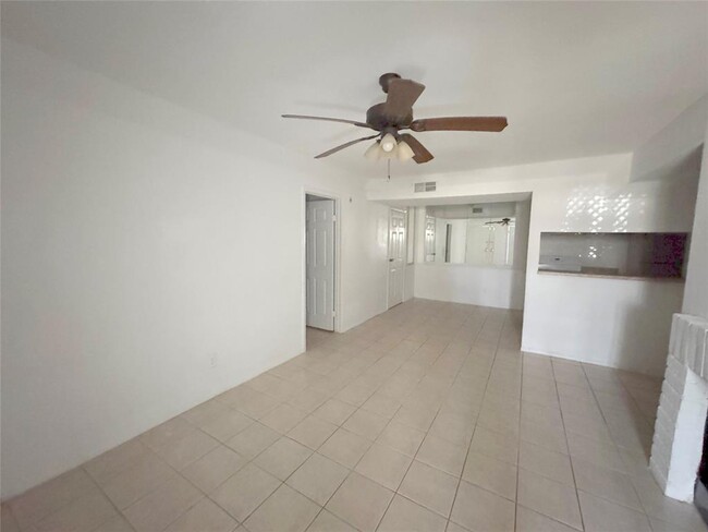 Building Photo - 12527 Ashford Meadow Dr