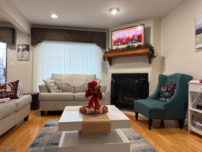 Foto del edificio - 68 Patriots Rd