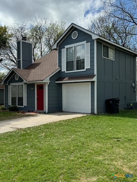 Building Photo - 2113 Caprice Dr