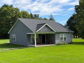 Building Photo - 10540 Williamson Rd