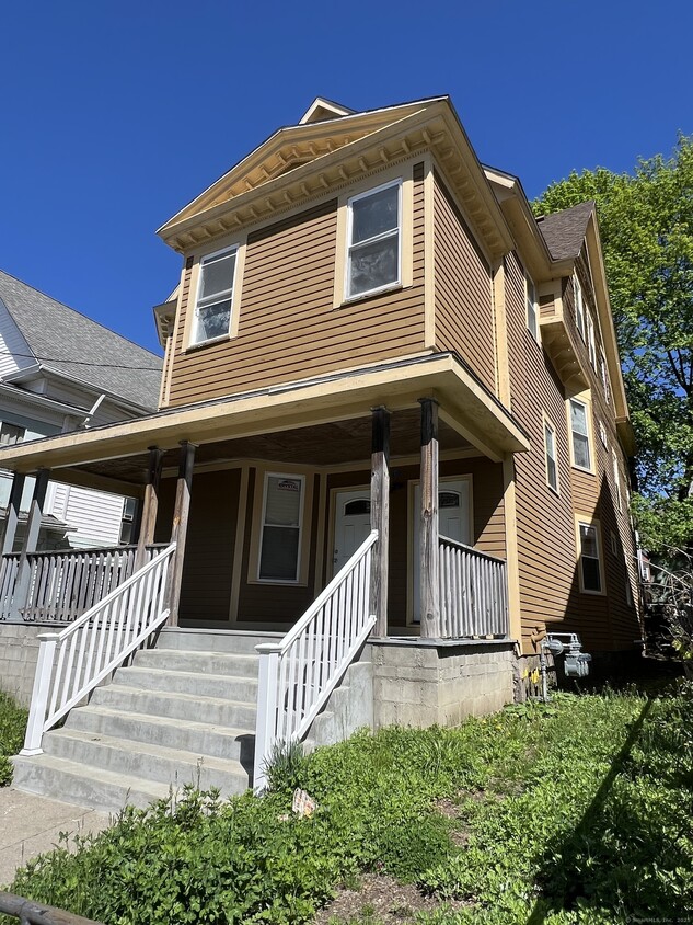 Foto principal - 210 Woodlawn Terrace