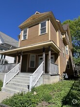 Building Photo - 210 Woodlawn Terrace