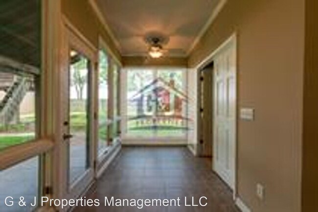 Foto del edificio - 2 br, 2 bath House - 1617 North Pine Street