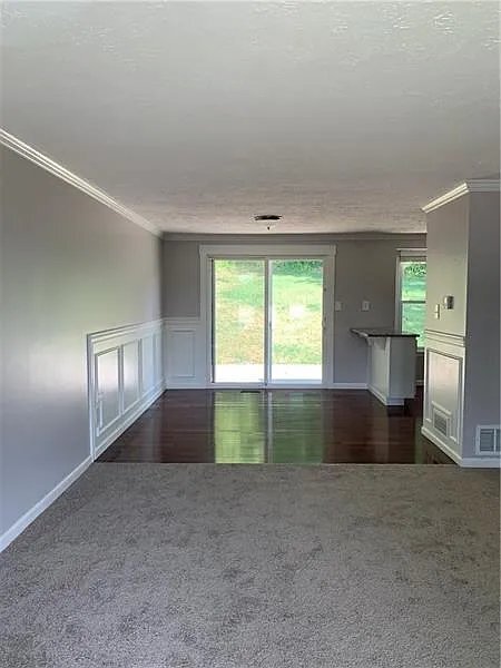 Building Photo - 3124 Haberlein Rd