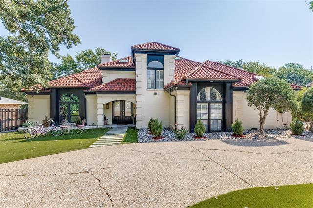 Foto principal - 6017 Woodlake Dr