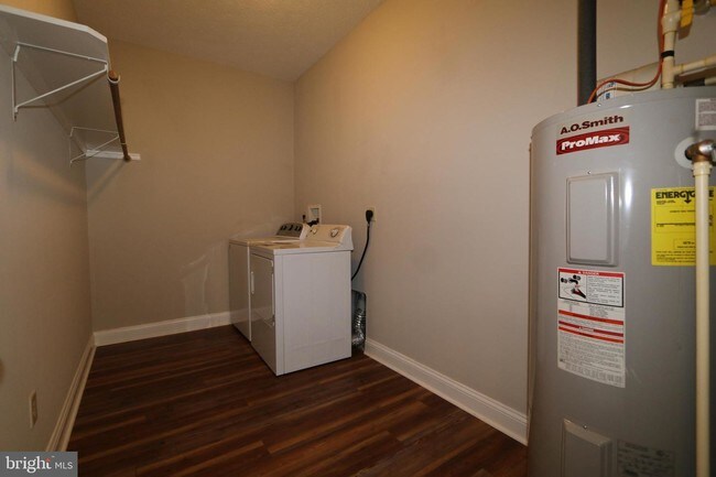 Foto del edificio - 18746 Mesa Terrace