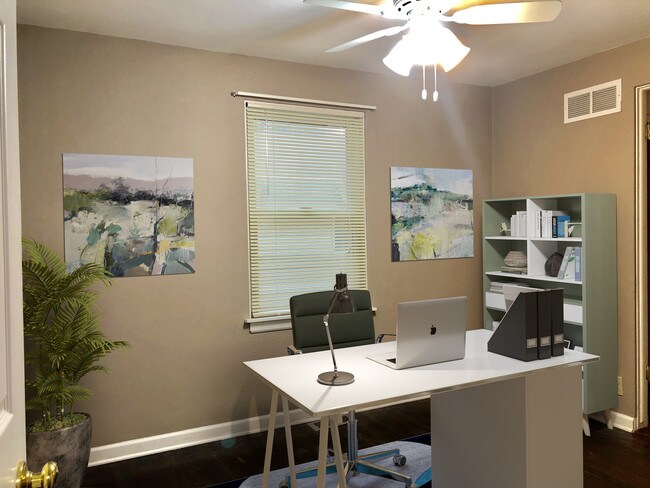 Foto del edificio - 1814 Oakland Ave