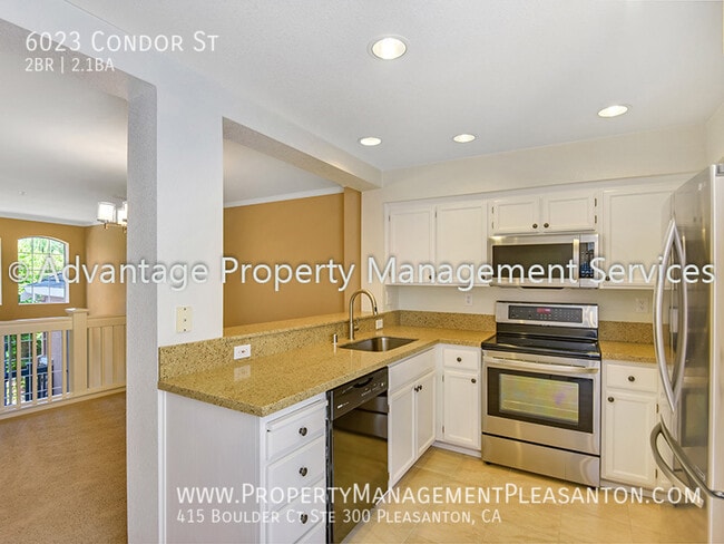 Foto del edificio - 6023 Condor St