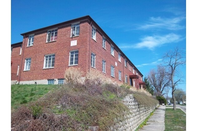 Building Photo - 231-239 Ryburn Ave