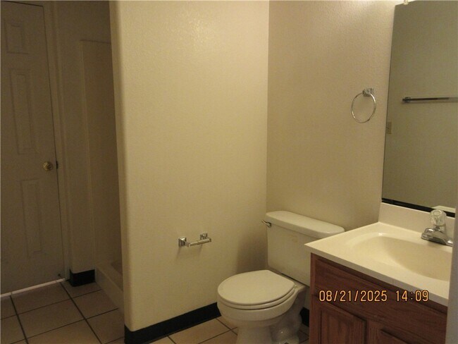 Foto del edificio - 1403 E Andy Devine Ave