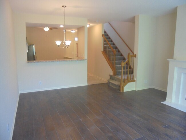 Foto del edificio - 1454 Walnut Hill Ave