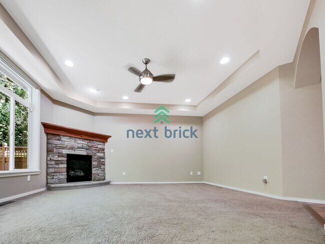 Foto del edificio - Rare 3 Bedroom 2.5 Bath Townhome for Rent!