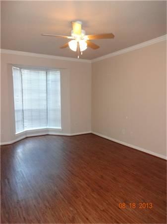 Foto del edificio - 2255 Braeswood Park Dr