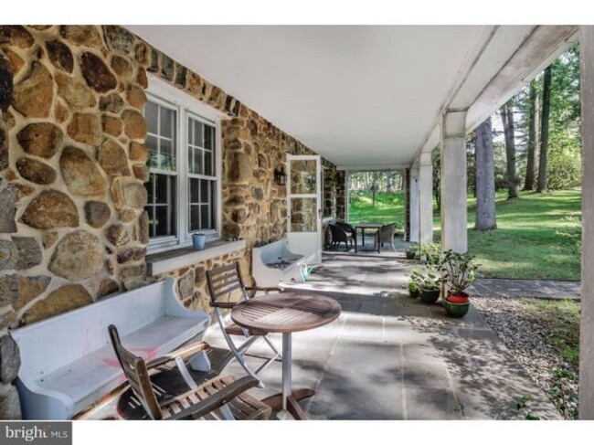Building Photo - 288 Cherry Hill Rd
