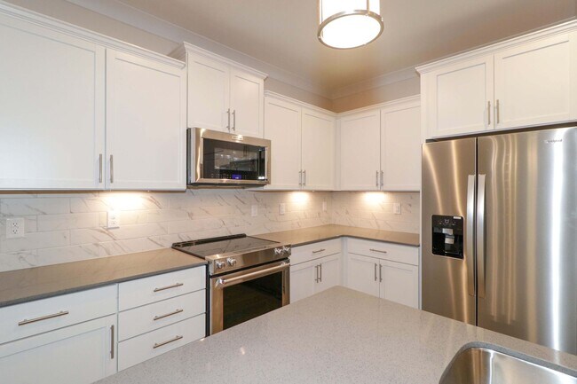 Building Photo - ***Special Limited Time Price Reduction***...