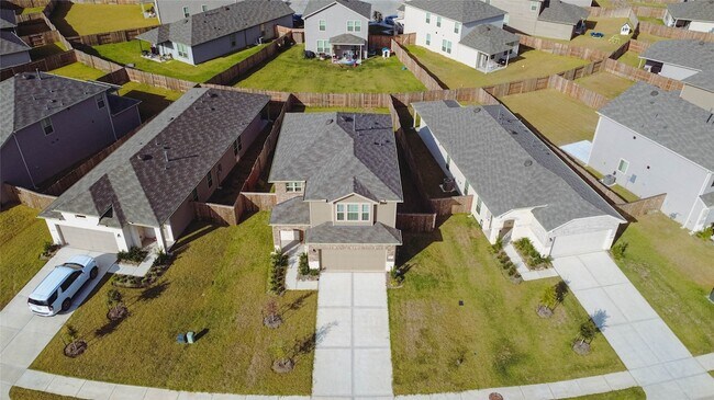 Foto del edificio - 15173 Canyon Rapids Rd