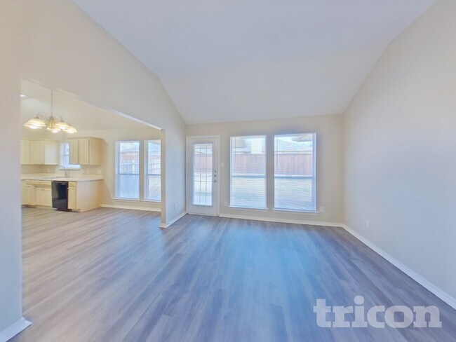 Foto del edificio - 7501 Ashcroft Cir