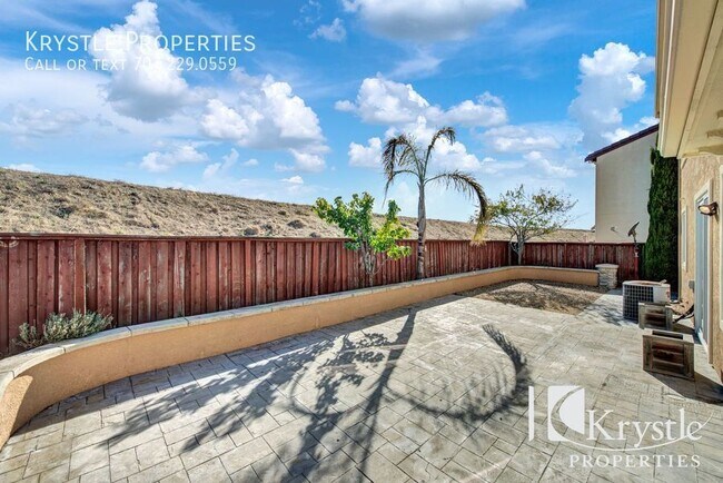 Building Photo - Gorgeous Mare Island home. 6 month lease o...