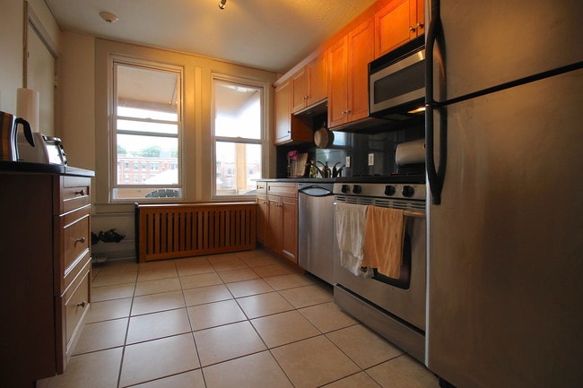 Building Photo - 1734 Commonwealth Avenue