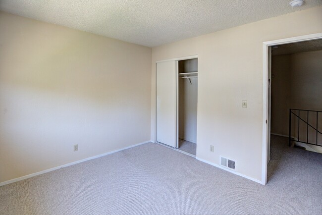 Foto del edificio - Move in ready