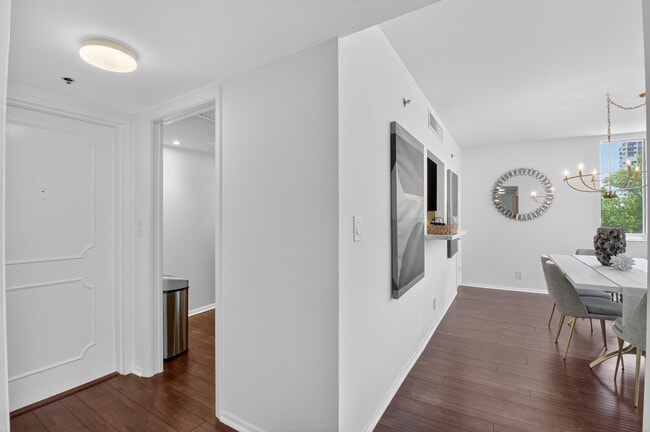 Building Photo - 4750 S Ocean Blvd