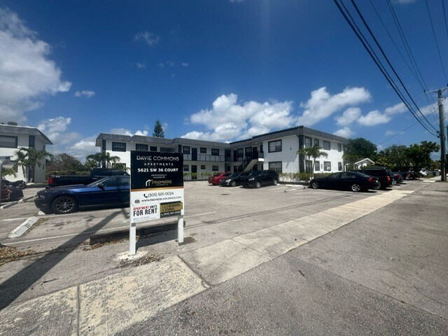 Foto del edificio - Davie Commons Apts LLC