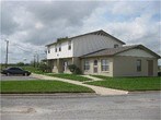 Foto principal - 1100 E Santa Rosa Ave