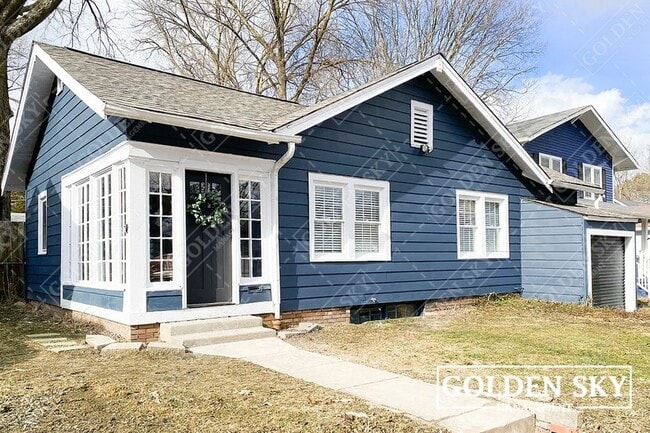 Photo - 4910 Winthrop Ave House