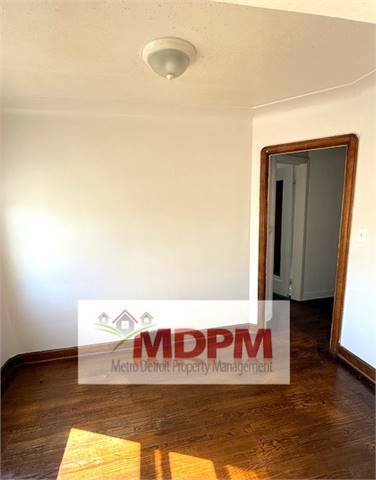 Foto del edificio - 14150 Fairmount Dr