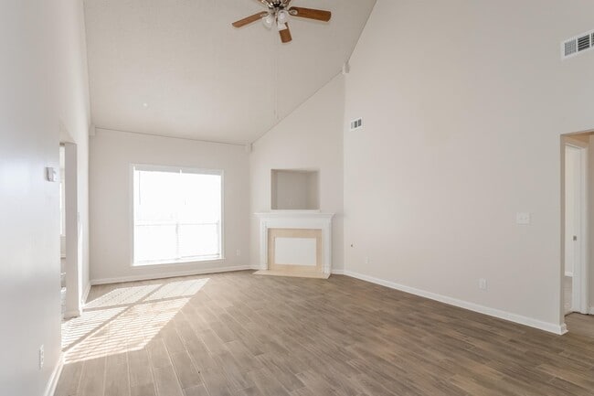 Foto del edificio - 7317 Pinnacle Farms Dr