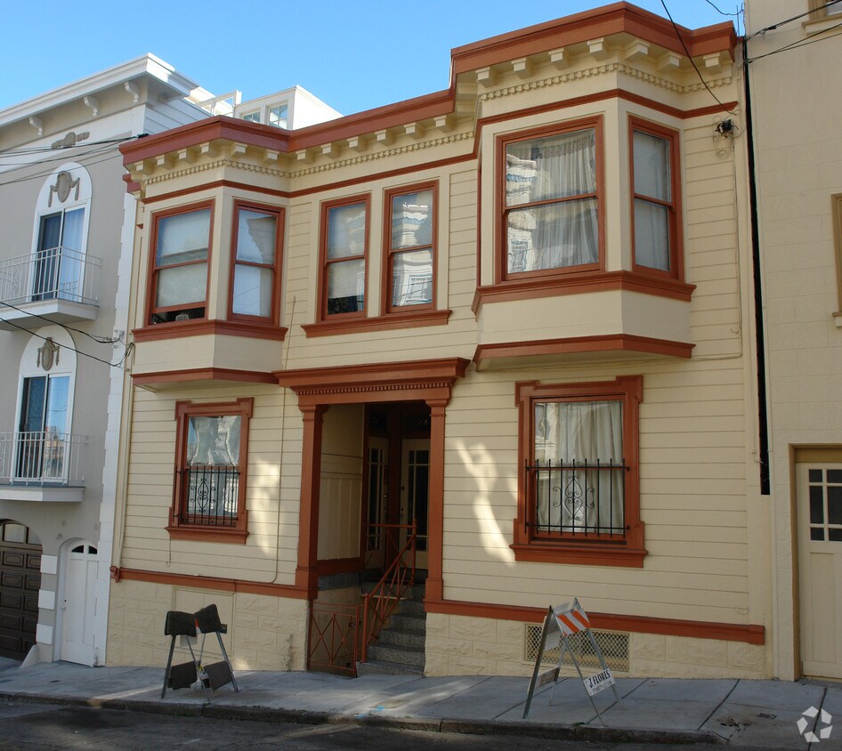Primary Photo - 20-26 Jansen St
