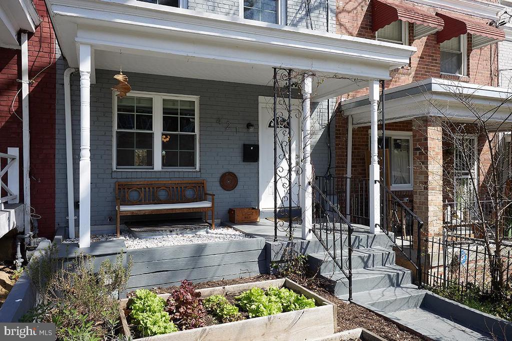 Foto principal - 421 Longfellow St NW