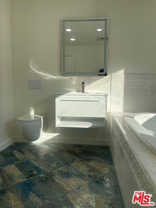 Foto del edificio - 2025 Ocean Park Blvd