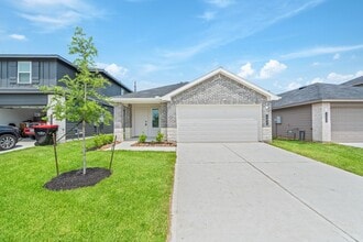 Building Photo - 16830 Paintbrush Holw Ln