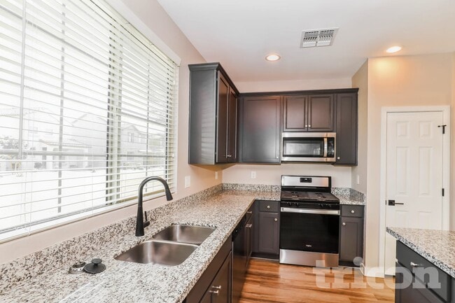 Building Photo - 4759 S Nageli