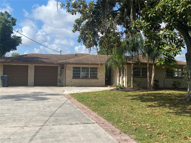 Building Photo - 520 Windermere Dr