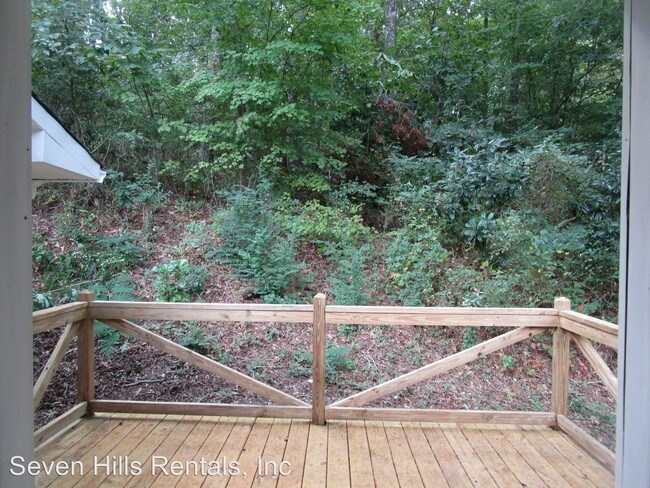 Building Photo - 2 br, 1 bath House - 518 Wayside Road