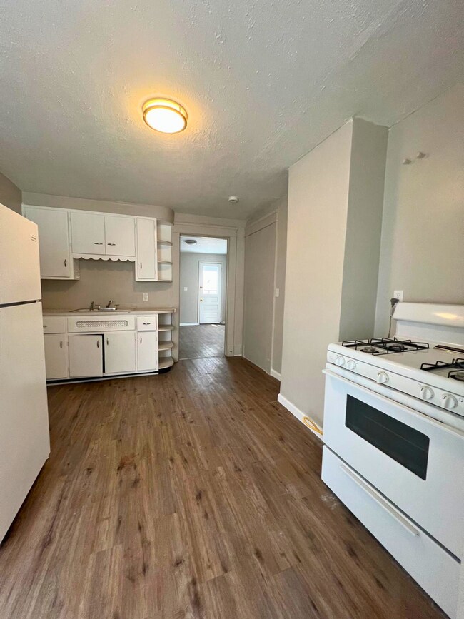 Foto del edificio - 836 E 156th St